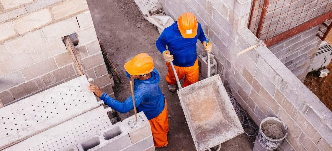 Emergenza caldo, l’ordinanza della regione: stop a lavoro nella fascia 12.30-16 se rischio alto